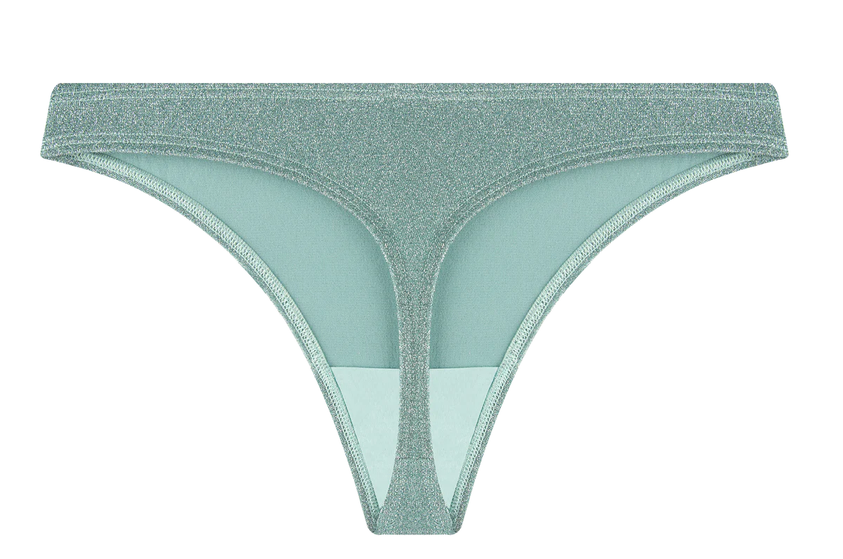 AMELIA BRIEF