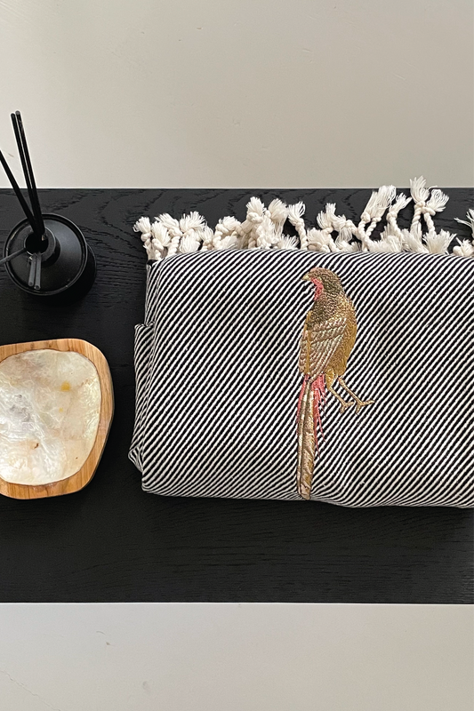 Hammam 34 EMBROIDERED HAMMAM TOWEL WITH THE PHEASANT IN BLACK