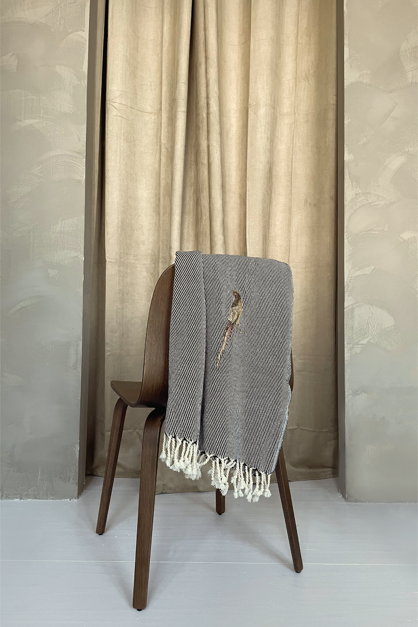 EMBROIDERED HAMMAM TOWEL |  THE PHEASANT IN BLACK
